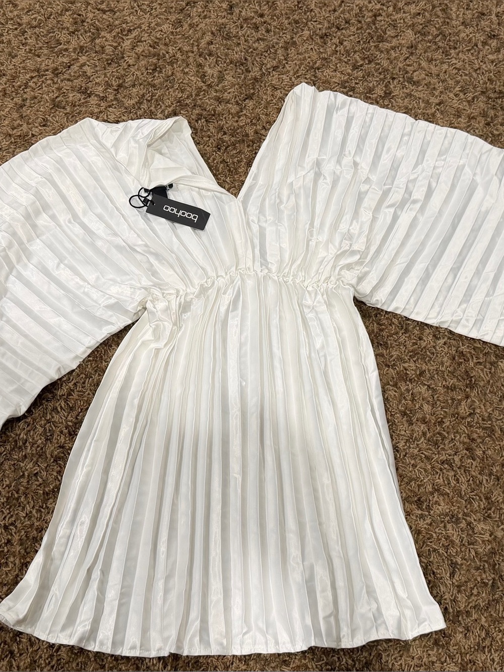 Boohoo White Pleated V-Neck Mini Dress